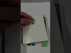 2 noyaux de fibre optique à base de fibre optique pour le mur intérieur de la maison monté avec une cassette