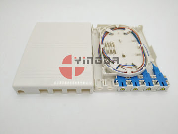 acheter La mini boîte d'épissurage optique non coupée de 4 fibres, coffret d'extrémité blanc de fibre d'ABS pour le diviseur de tube de l'acier 1 * 4 fabrication en ligne