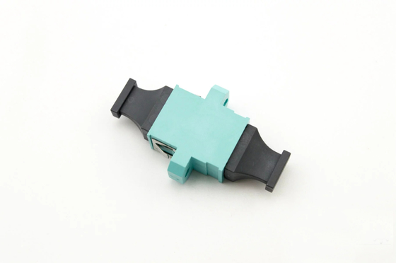 acheter Adaptateur MPO OM3 MM Adaptateur optique rapide à faible perte Auqa pour système d'accueil de centre de données fabrication en ligne
