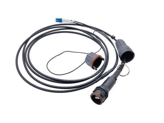 acheter La correction du mode unitaire IP67 FTTA FTTH attachent LSZH 4.8mm G657A2 fabrication en ligne